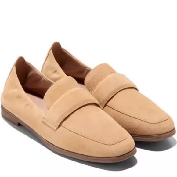 NWOT Cole Hann Trinnie Loafer